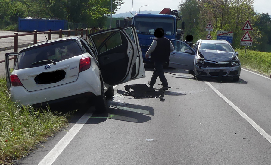 Scontro a Bosco, tre persone ferite