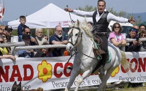 Fiera del Madonnino, migliaia di persone per l’esordio