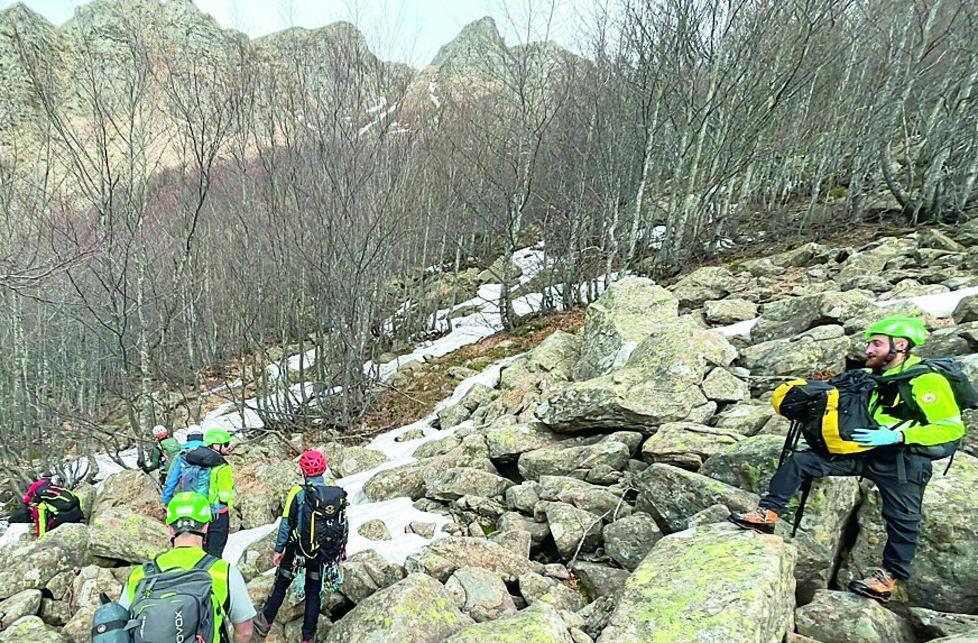 Escursionista muore a 59 anni, ecco chi è la vittima: la dinamica dell’incidente e il dolore della famiglia