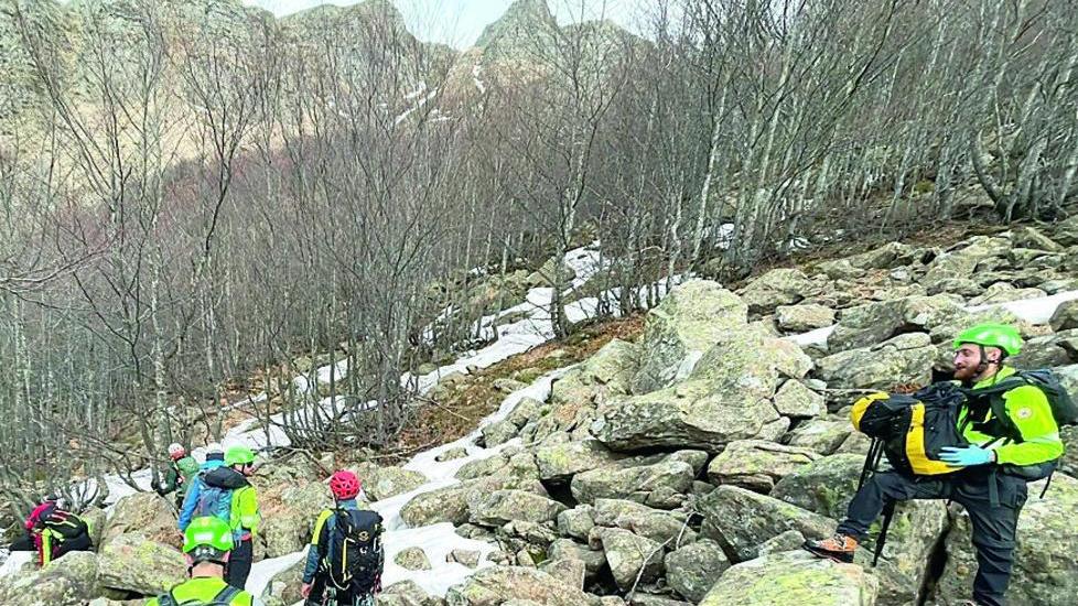 Escursionista muore a 59 anni, ecco chi è la vittima: la dinamica dell’incidente e il dolore della famiglia