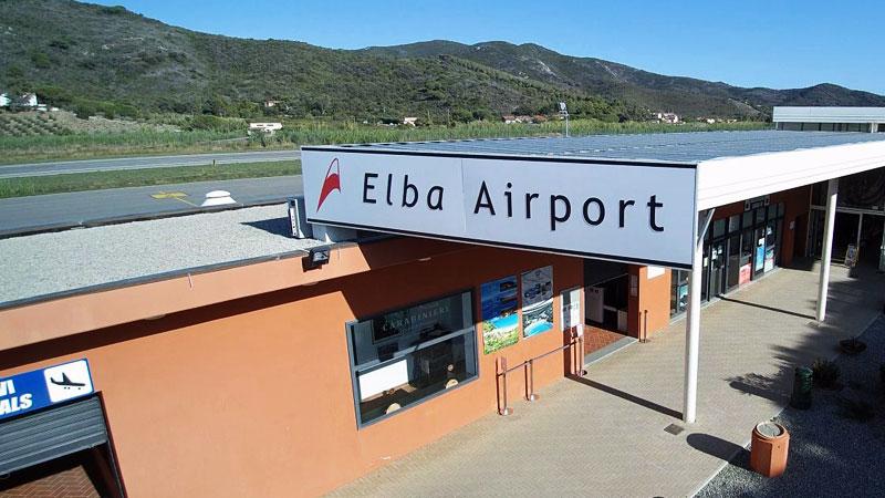 Aeroporto dell’Elba, dopo il flop del referendum Montauti cambia linea: «Tavolo con la Regione su La Pila»