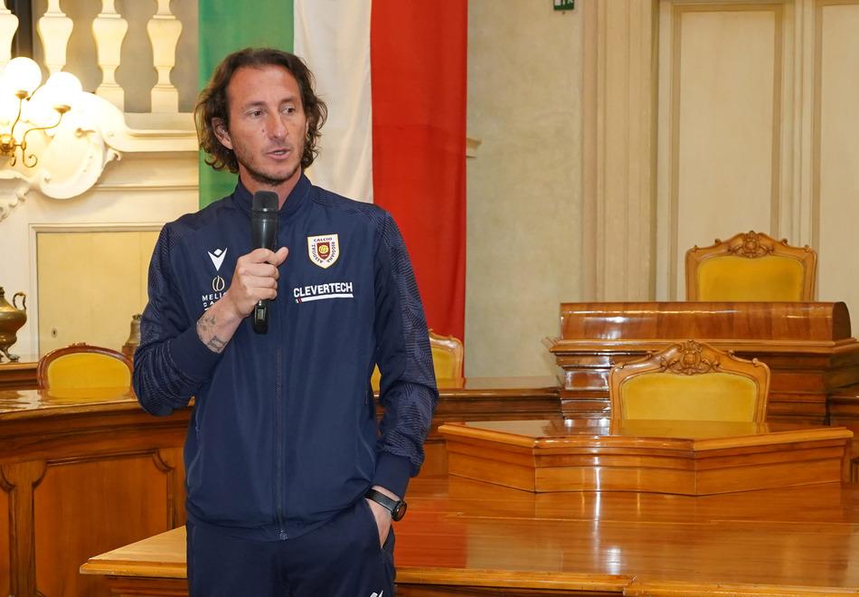 Diana: «In questi giorni ho capito cosa significhi allenare a Reggio»