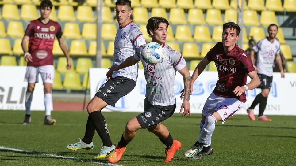 Il centrocampista diventato baluardo dell’Arezzo: così si sale in serie C