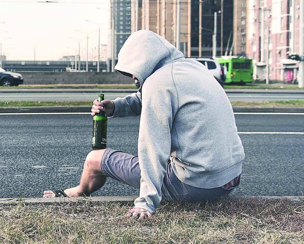 Consumo di alcolici in aumento: un sardo su quattro è a rischio