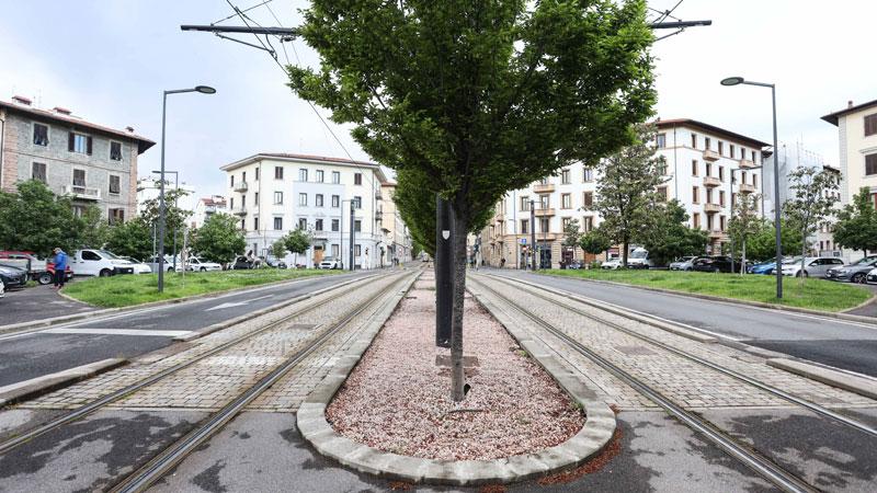 Violento e armato, era il terrore di Statuto: «Sfregiava in viso con il coltello»