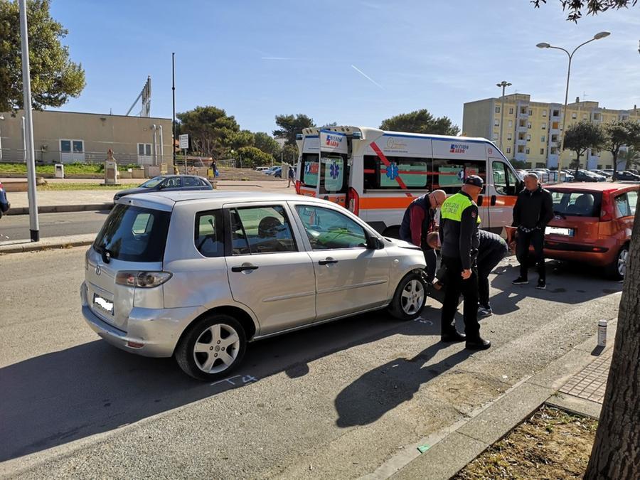 Incidente a Porto Torres: due donne ferite