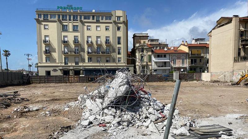 Esproprio concluso: l’ex Casa del Fascio di Viareggio è proprietà comunale. Nell’area nascerà un parco