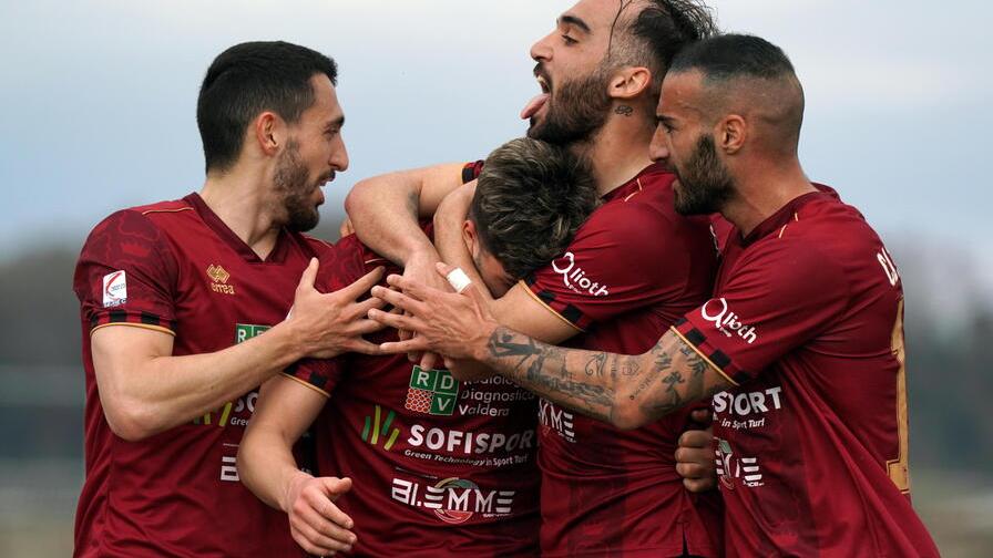 In attesa dei playoff il Pontedera scopre di avere anche qualche arma in più