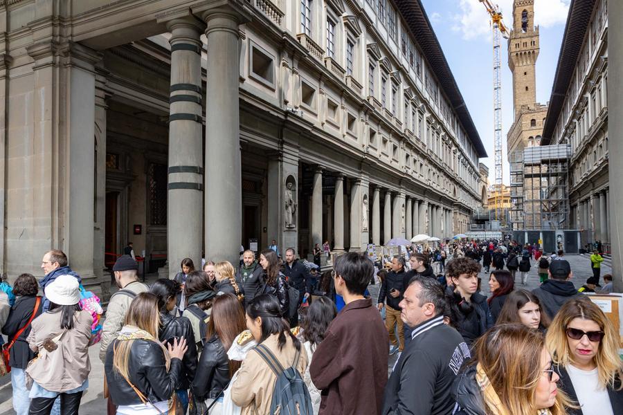 Uffizi, boom di visitatori nel ponte del 25 aprile: oltre 100mila persone alle Gallerie