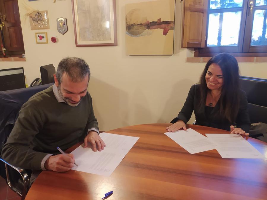 
	Francesco Deriu e Bruna Bianchina firmano il protocollo d'intesa

