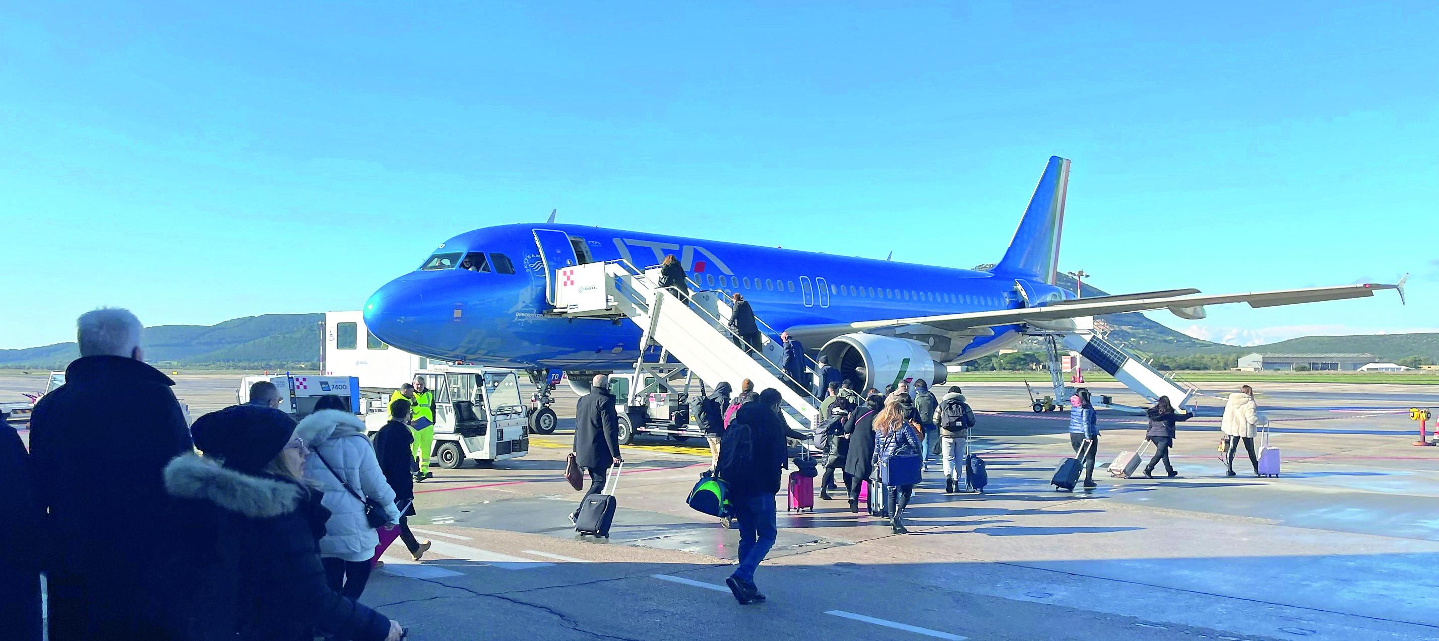 Aeroporti, la Regione dice no alla fusione Olbia-Alghero