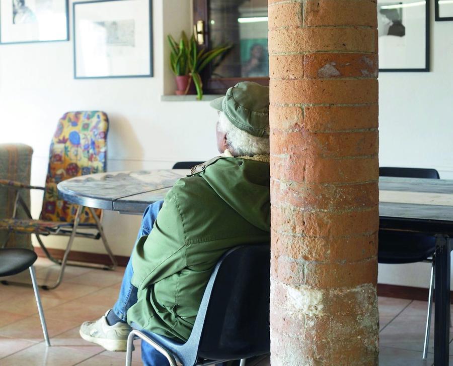 Sempre più famiglie povere. Caritas: «Non chiamateli fannulloni»