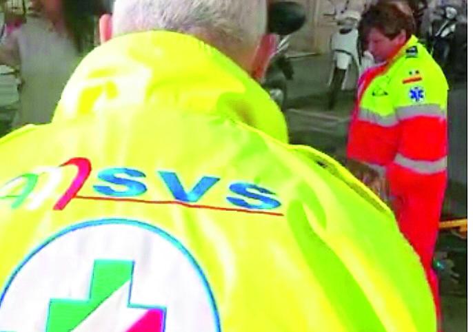 Livorno, investita dal monopattino in centro: «Mamma è viva per miracolo, ecco perché»