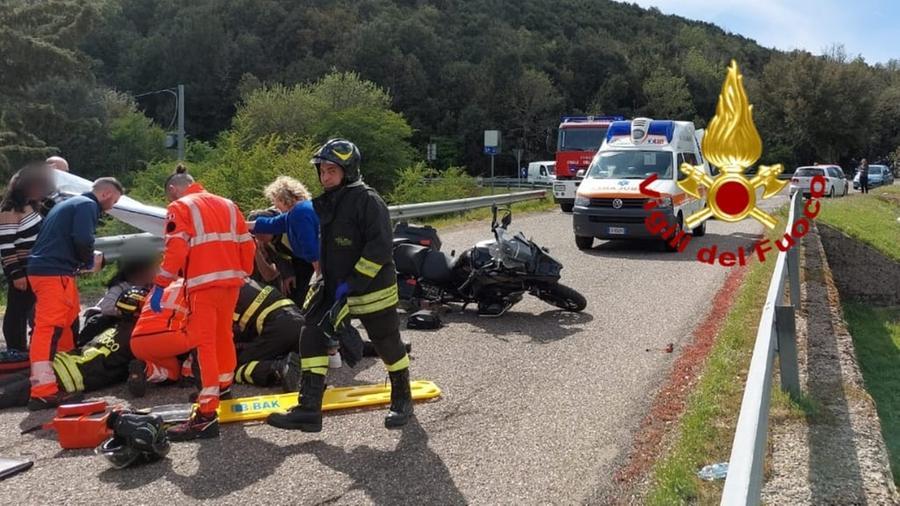 
	I soccorsi dei vigili del fuoco

