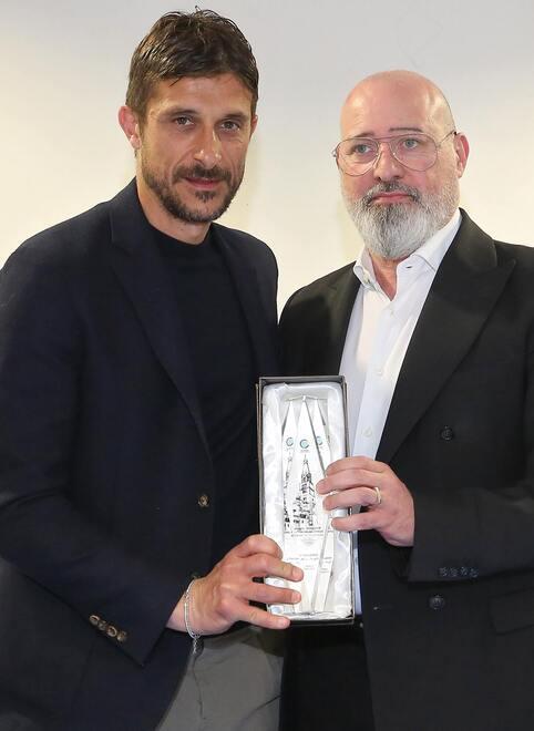 Sassuolo Dionisi premiato: «Un orgoglio» Ma glissa sulla questione rinnovo 
