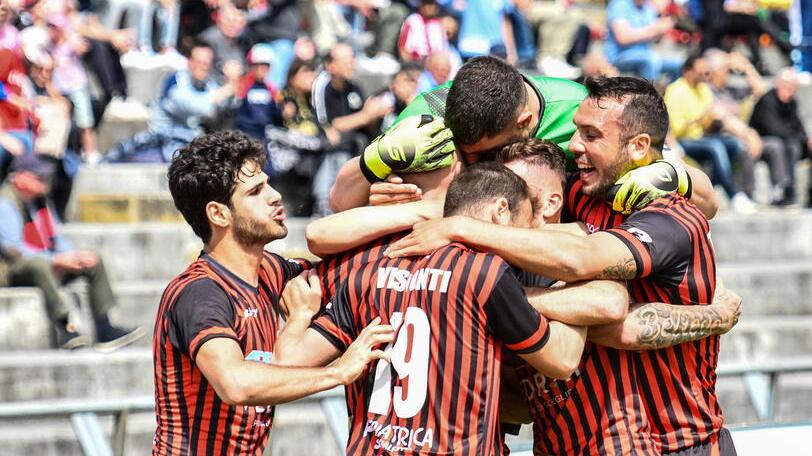 Lucchese Deferito il Siena I playoff slittano di 15 giorni