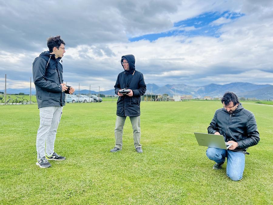Migliori al mondo: il drone del Sant’Anna di Pisa va in autonomia anche negli spazi chiusi e vince il concorso internazionale