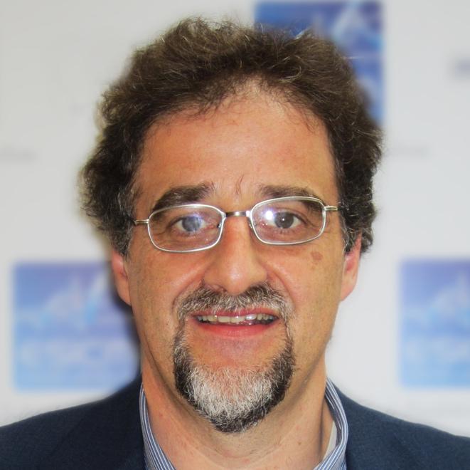 Sanità «Con il Centro modenese attraiamo i giovani medici» 