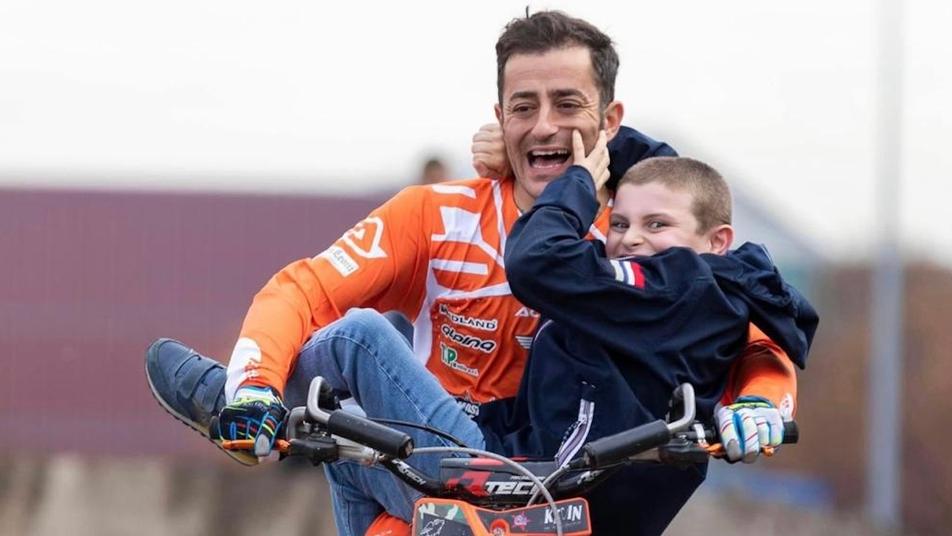 Modena La mototerapia al parco Novi Sad Tutti incantati dai “piloti volanti”