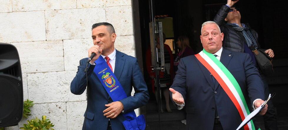 ll sindaco ha affidato all’avvocato Andrea Vasellini, tra l’altro capogruppo della sua lista civica, il compito di presentare la querela
