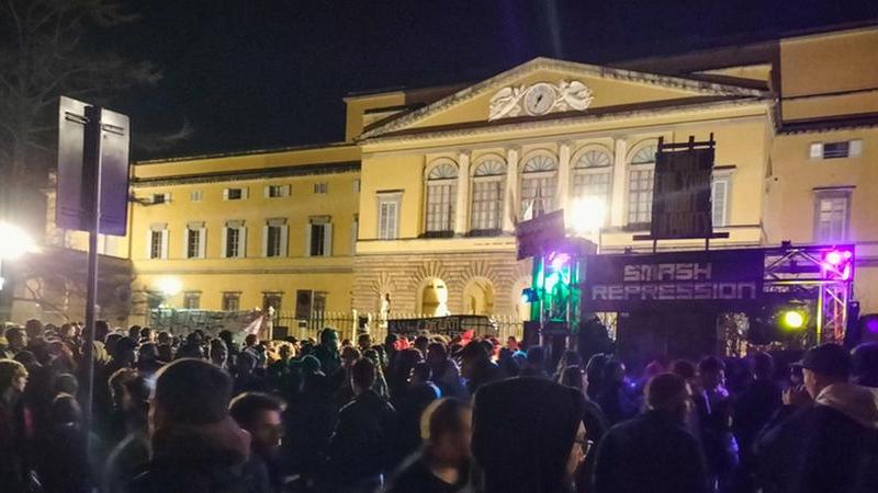 Firenze, torna a sfilare il corteo pro-rave: sono attese 10mila persone