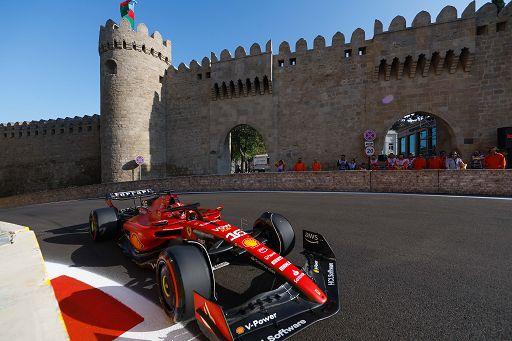 Leclerc ci ha preso gusto: pole position anche nella Sprint Shootout a Baku