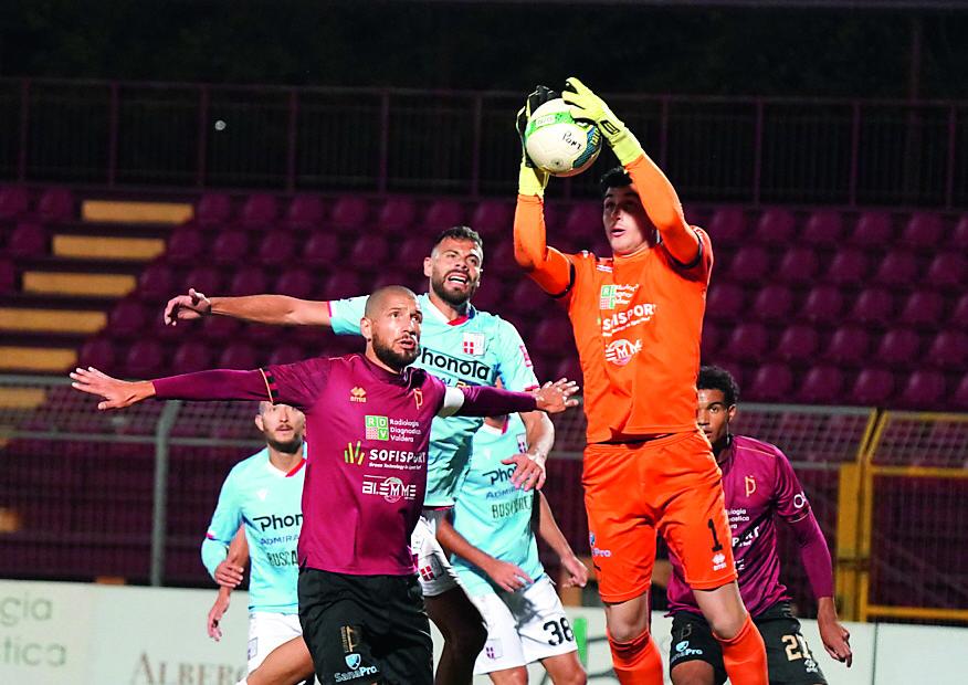 
	Un&rsquo;uscita di Siano in Pontedera- Rimini: le due squadre si ritroveranno nei playoff (foto Silvi)

