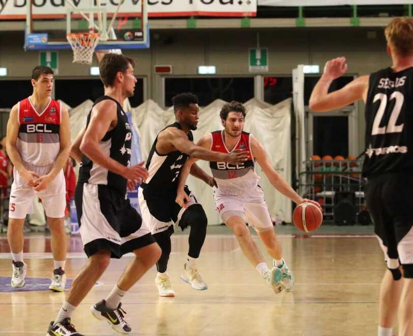 Una partita del Bc Lucca (foto Fb Bc Lucca)
