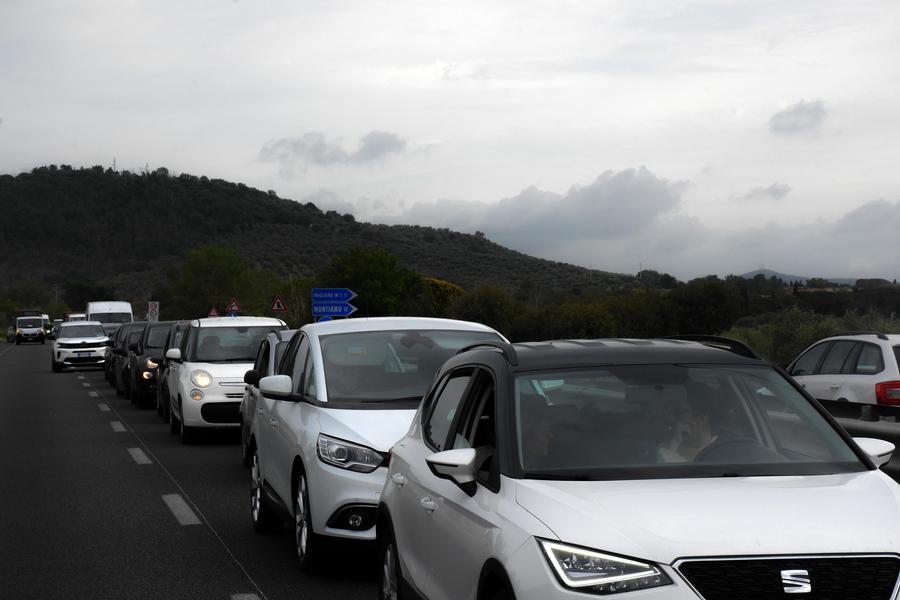 Incidente sull’Aurelia: tre feriti e traffico in tilt