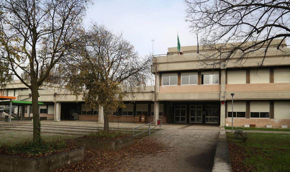 Scuola a Carpi. Fanti e Meucci, 7 classi in più «Ma nessun problema di spazi» 
