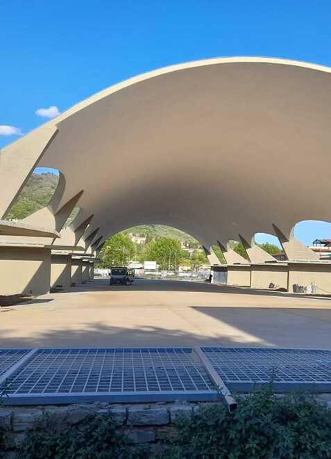 “La piazza dei bimbi” a Pescia, ora serve un nome per il vecchio mercato