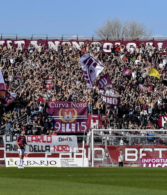 Almeno lasciamoci con un sorriso, il Livorno è obbligato a vincere 