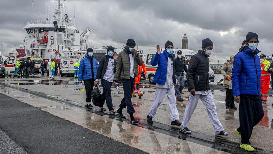 La nave di Emergency a Livorno (foto Stefanini)