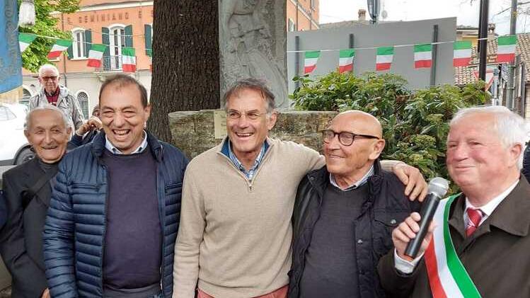 Serramazzoni «Una stele per Pantani Così in piazza rivivono le sue emozioni» 
