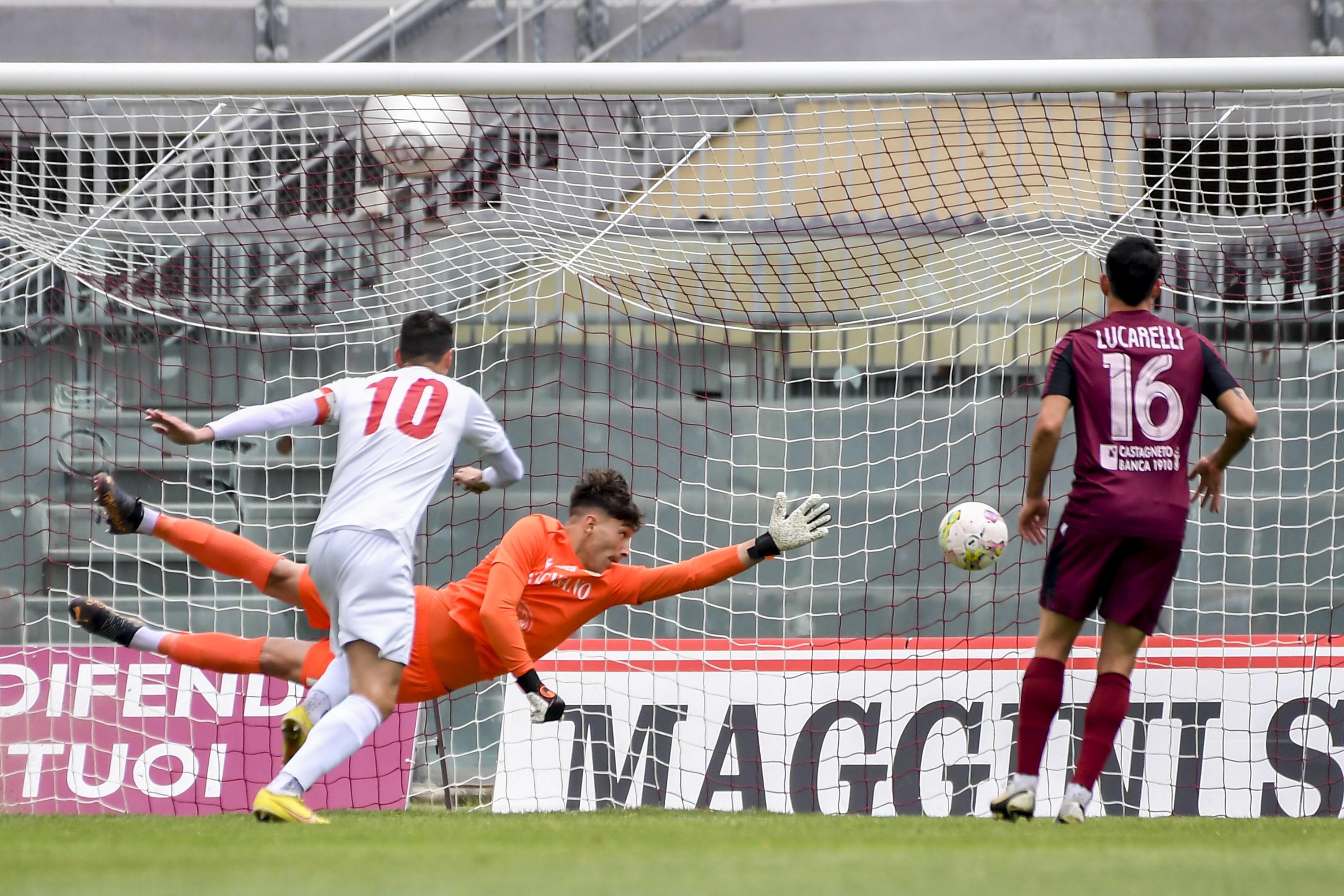 Uno dei gol dell'Orvietana (foto Masini/Silvi)