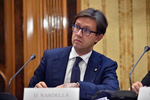 Migranti, Nardella lancia l’allarme: «A Firenze rischio tendopoli come a Bologna» 