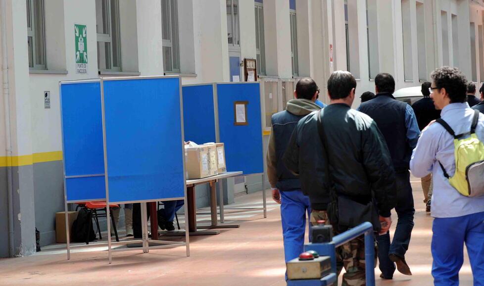 Piaggio, dipendenti alle urne: referendum per l’integrativo
