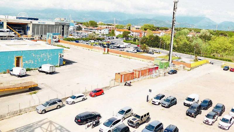Viareggio, yacht a energia pulita: ecco il maxi-progetto dei cantieri nautici della Darsena
