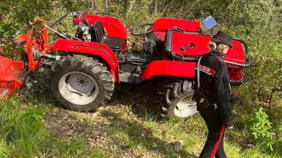 Grosseto, prof morto schiacciato dal trattore: «Un grande sportivo dal cuore d’oro»