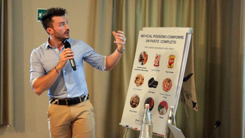 No diete drastiche, ma educazione alimentare: il metodo Enea ora si trova anche al ristorante