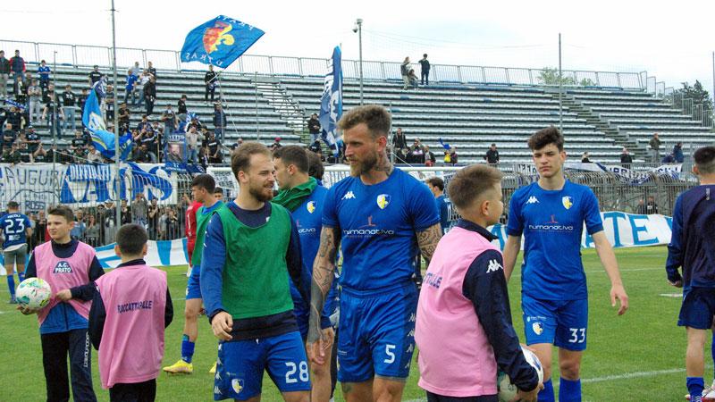 Pareggio fra Prato e Aglianese ma il derby blinda la Serie D