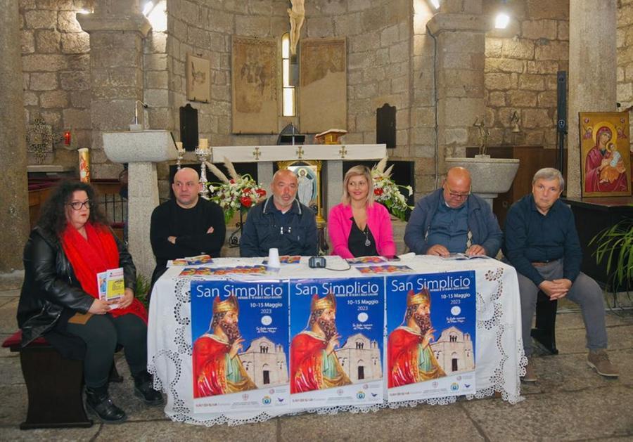 
	La presentazione della Festa di San Simplicio (foto vanna sanna)

