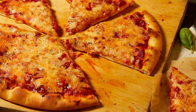 Ostellato, è ai domiciliari ma esce per una pizza: arrestato per evasione