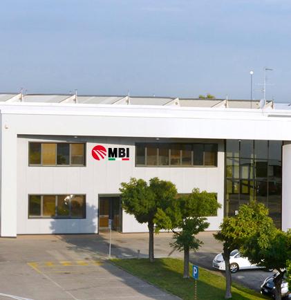 Mirandola. Nella notte vigilante sventa un furto alla Mantovanibenne 