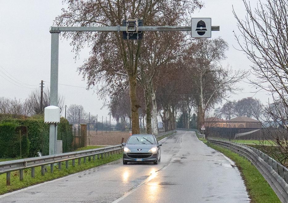 Bondeno, multa non pagata entro i 5 giorni. L’importo schizza da 45 a 183 euro