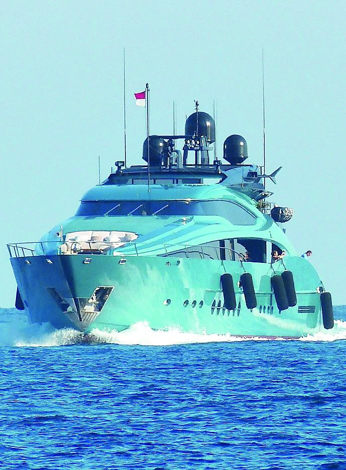 Olbia, muove i primi passi il cantiere dei maxi yacht