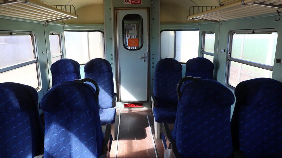 Violenza sessuale sul treno Viareggio-Pisa: aggressore in fuga