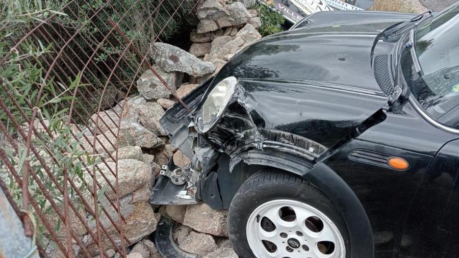 Ucciso da un infarto mentre guida l’auto sulla Olbia-Arzachena