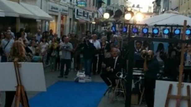 Successo per la “vetrina vivente”