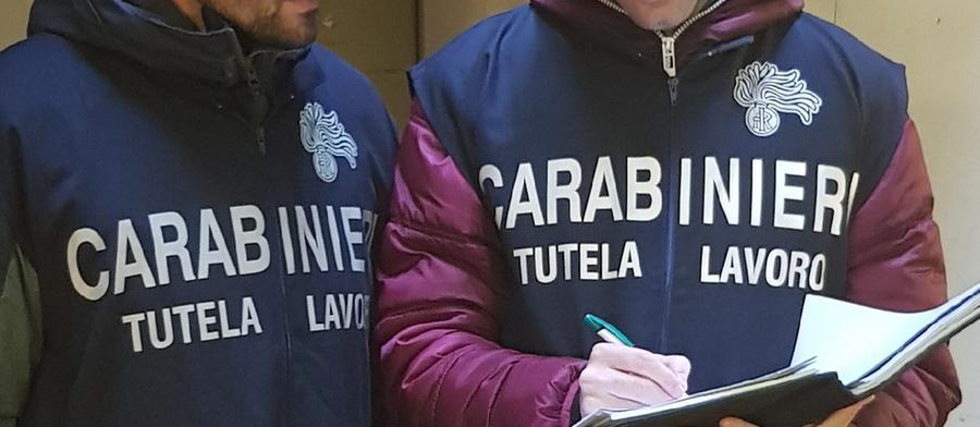 Controlli sicurezza sul lavoro nel settore ceramico modenese, scoperti 10 lavoratori in nero. Sanzioni a cinque imprese per 190 mila euro